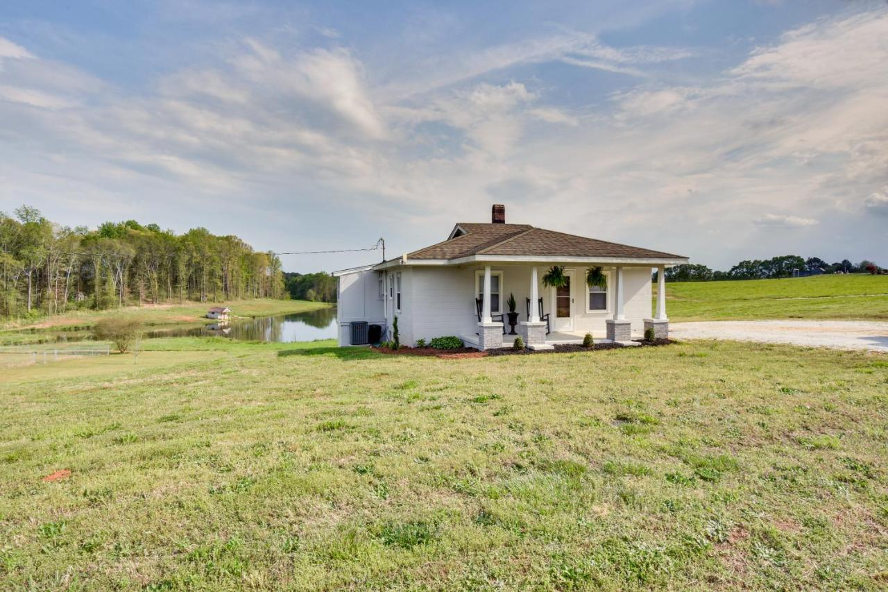 Cozy Fair Play Home With Deck 4 Mi To Lake Hartwell! Esterno foto
